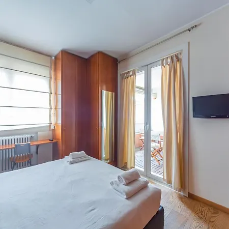 Appartamento Cozy Apt - Corso Vercelli & Conciliazione M1 Milano