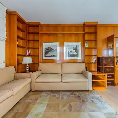 Apartamento Cozy Apt - Corso Vercelli & Conciliazione M1